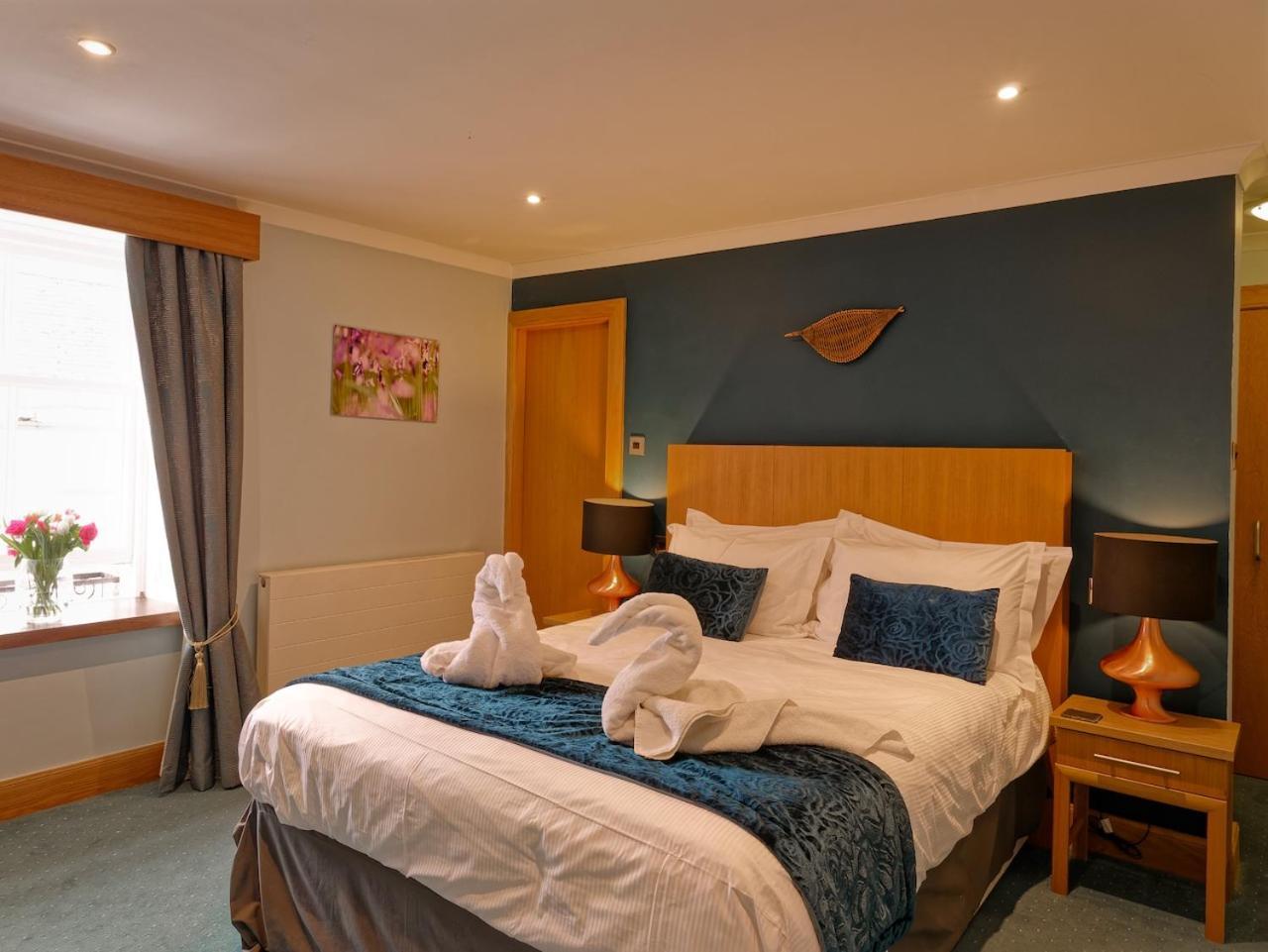 The Ship Inn - Winner Best Hotel Experience 2024 Visit Scotland Gatehouse of Fleet Exterior photo