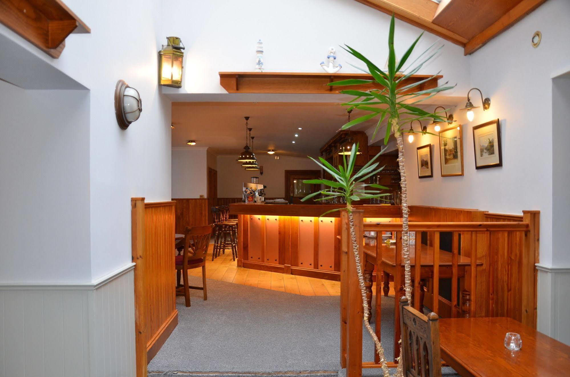 The Ship Inn - Winner Best Hotel Experience 2024 Visit Scotland Gatehouse of Fleet Exterior photo